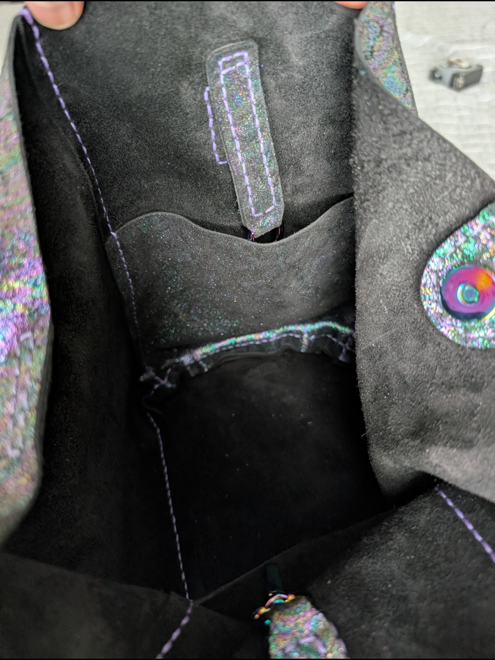 Rare Unique Iridescent Black Pink Green Butterfly Bucket Tote with Braided Strap - Picture 8 of 12